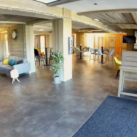 Madame Des Alpages Apartahotel